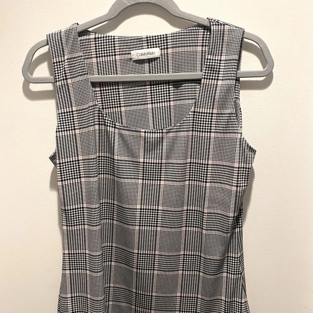 Calvin Klein Womens Size Medium Plaid Sleeveless Polyester Blend Tank Top Shirt - Picture 3 of 8